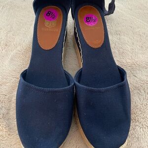 Talbots Dark Blue Espadrille Lace Up Flats. New with Tags.